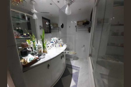 Apartamento à venda com 180m², 4 quartos e 2 vagas