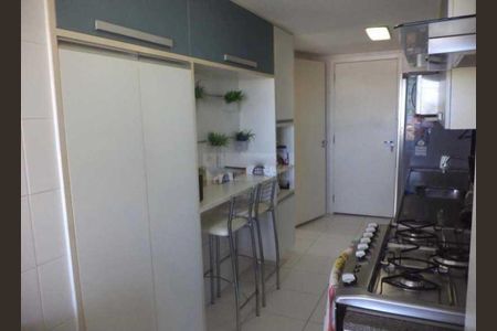 Apartamento à venda com 110m², 4 quartos e 2 vagas