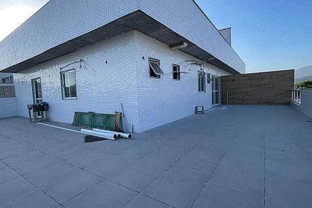 Apartamento à venda com 335m², 4 quartos e 3 vagas