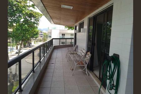 Apartamento à venda com 164m², 3 quartos e 2 vagas