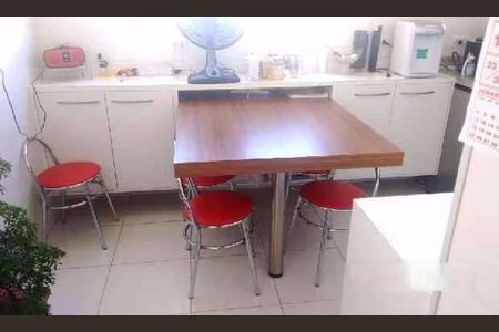 Apartamento à venda com 202m², 3 quartos e 4 vagas