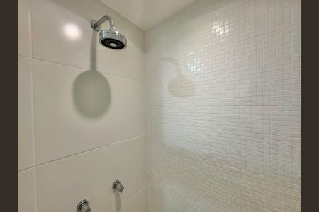 Apartamento à venda com 138m², 3 quartos e 2 vagas Apartamento à venda com 138m², 3 quartos e 2 vagasBanheiro Social 1