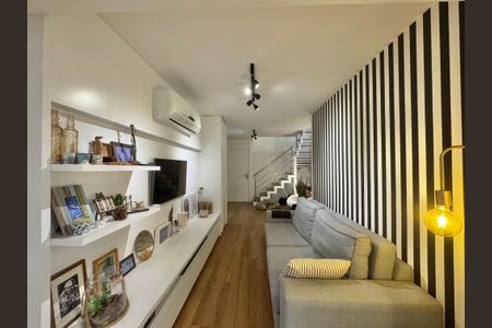 Apartamento à venda com 138m², 3 quartos e 2 vagas Apartamento à venda com 138m², 3 quartos e 2 vagasSala