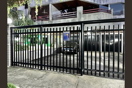 Apartamento à venda com 180m², 3 quartos e 1 vaga Apartamento à venda com 180m², 3 quartos e 1 vagaPlaquinha Quinto Andar