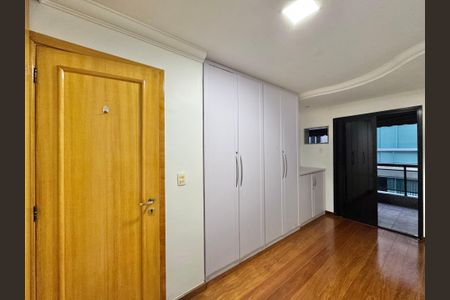 Apartamento à venda com 180m², 3 quartos e 1 vaga Apartamento à venda com 180m², 3 quartos e 1 vagaQuarto 2