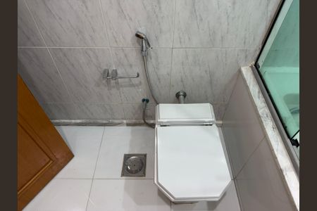 Apartamento à venda com 180m², 3 quartos e 1 vaga Apartamento à venda com 180m², 3 quartos e 1 vagaSuíte - Banheiro