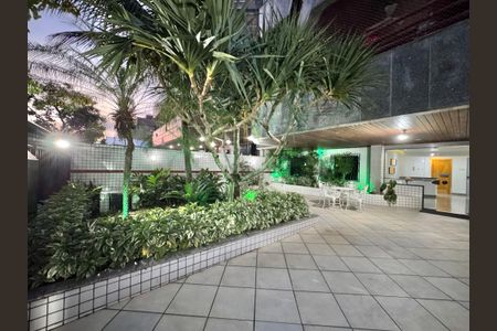 Apartamento à venda com 180m², 3 quartos e 1 vaga Apartamento à venda com 180m², 3 quartos e 1 vagaÁrea comum