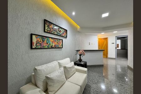 Apartamento à venda com 180m², 3 quartos e 1 vaga Apartamento à venda com 180m², 3 quartos e 1 vagaÁrea comum