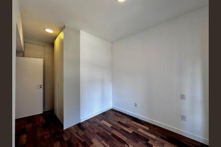 Apartamento à venda com 162m², 3 quartos e 3 vagasSuíte 2