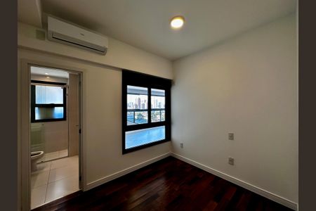 Apartamento à venda com 162m², 3 quartos e 3 vagasSuíte 3