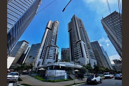 Apartamento à venda com 162m², 3 quartos e 3 vagasFachada