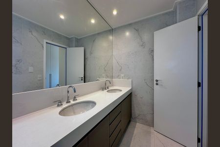 Apartamento à venda com 162m², 3 quartos e 3 vagasBanheiro Suíte 1