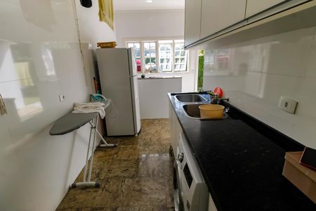 Casa à venda com 770m², 7 quartos e 5 vagas Casa à venda com 770m², 7 quartos e 5 vagasÁrea de Serviço