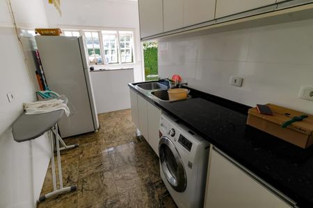 Casa à venda com 770m², 7 quartos e 5 vagas Casa à venda com 770m², 7 quartos e 5 vagasÁrea de Serviço