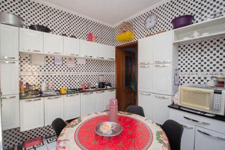 Casa à venda com 300m², 7 quartos e 10 vagas Casa à venda com 300m², 7 quartos e 10 vagasCozinha