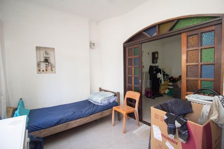 Casa à venda com 300m², 7 quartos e 10 vagas Casa à venda com 300m², 7 quartos e 10 vagasQuarto