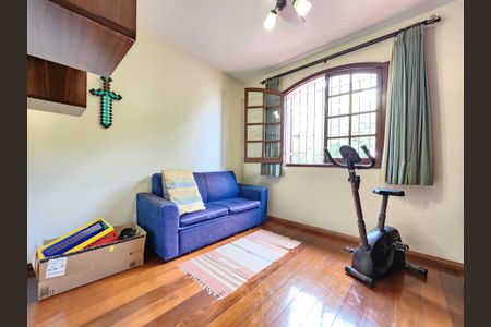 Casa à venda com 513m², 5 quartos e 6 vagasSala de Estar