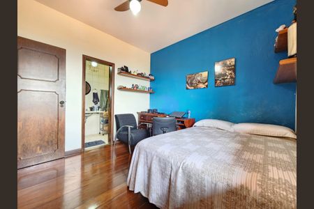 Casa à venda com 513m², 5 quartos e 6 vagasQuarto 2