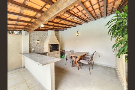 Casa à venda com 513m², 5 quartos e 6 vagasEspaço Gourmet