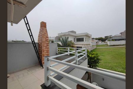 Casa de condomínio à venda com 333m², 4 quartos e 5 vagasÁrea gourmet