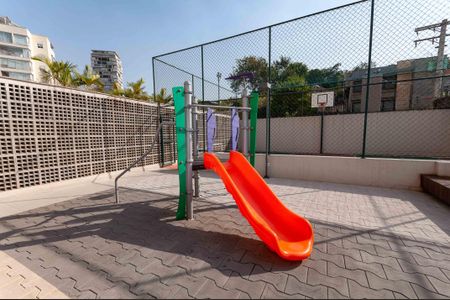 Casa à venda com 96m², 2 quartos e 2 vagasÁrea Comum - Playground