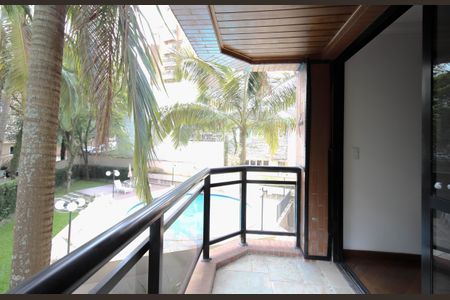 Apartamento para alugar com 130m², 3 quartos e 2 vagas Apartamento para alugar com 130m², 3 quartos e 2 vagasVaranda