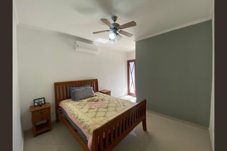 Casa à venda com 280m², 3 quartos e 4 vagas Casa à venda com 280m², 3 quartos e 4 vagasQuarto 1