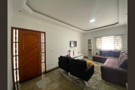 Casa à venda com 280m², 3 quartos e 4 vagas Casa à venda com 280m², 3 quartos e 4 vagasSala