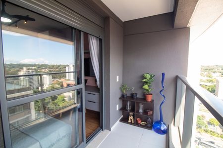 Studio para alugar com 25m², 1 quarto e sem vaga Studio para alugar com 25m², 1 quarto e sem vagaTerraço