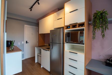 Studio para alugar com 25m², 1 quarto e sem vaga Studio para alugar com 25m², 1 quarto e sem vagaCozinha