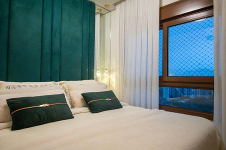 Apartamento à venda com 147m², 3 quartos e 2 vagasSuíte 2