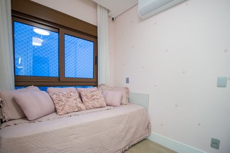 Apartamento à venda com 147m², 3 quartos e 2 vagasQuarto