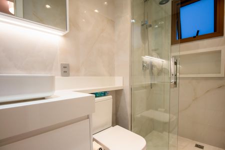 Apartamento à venda com 147m², 3 quartos e 2 vagasBanheiro da Suíte 2