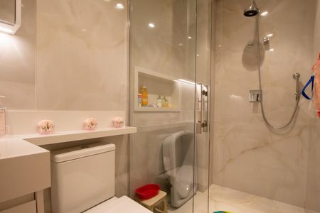 Apartamento à venda com 147m², 3 quartos e 2 vagasBanheiro da Suíte 1