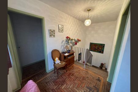 Casa à venda com 218m², 4 quartos e 3 vagas Casa à venda com 218m², 4 quartos e 3 vagasFoto 04