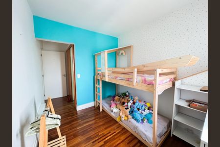 Apartamento à venda com 129m², 2 quartos e 3 vagasQuarto 2