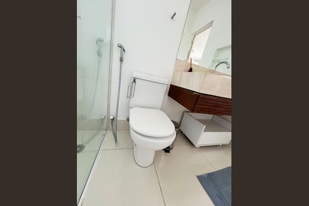 Apartamento à venda com 129m², 2 quartos e 3 vagasBanheiro