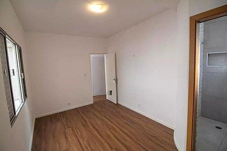 Casa à venda com 113m², 3 quartos e 4 vagas