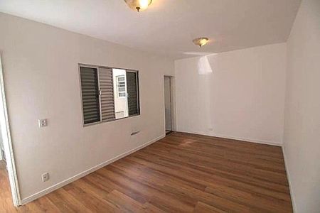 Casa à venda com 113m², 3 quartos e 4 vagas
