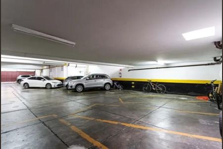 Apartamento à venda com 97m², 1 quarto e 1 vaga