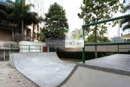 Apartamento à venda com 165m², 2 quartos e 3 vagas