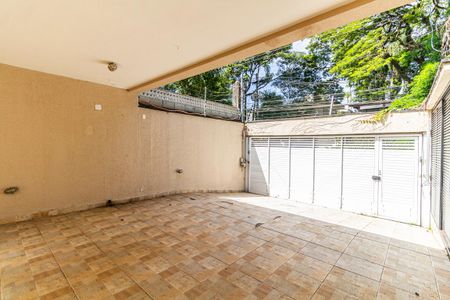 Casa à venda com 400m², 4 quartos e 7 vagas Casa à venda com 400m², 4 quartos e 7 vagasGaragem
