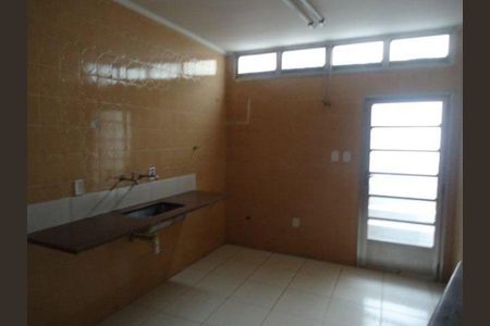 Casa à venda com 130m², 2 quartos e 1 vaga
