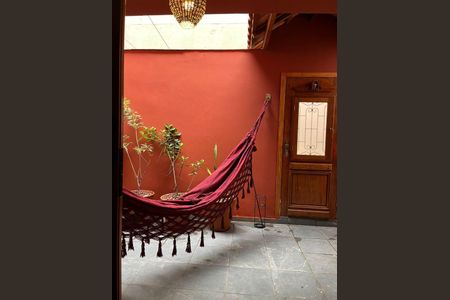 Casa à venda com 75m², 2 quartos e sem vaga