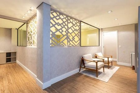 Casa de condomínio à venda com 580m², 3 quartos e 6 vagas