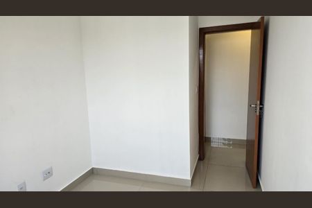 Casa à venda com 115m², 2 quartos e 2 vagas