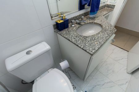 Apartamento à venda com 87m², 3 quartos e 2 vagas Apartamento à venda com 87m², 3 quartos e 2 vagasBanheiro 2