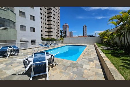 Apartamento à venda com 87m², 3 quartos e 2 vagas Apartamento à venda com 87m², 3 quartos e 2 vagasÁrea comum - Piscina