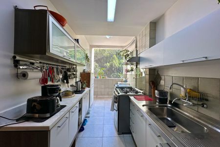 Apartamento à venda com 170m², 3 quartos e 2 vagas Apartamento à venda com 170m², 3 quartos e 2 vagasCozinha