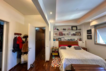 Apartamento à venda com 170m², 3 quartos e 2 vagas Apartamento à venda com 170m², 3 quartos e 2 vagasQuarto 3 - Suite